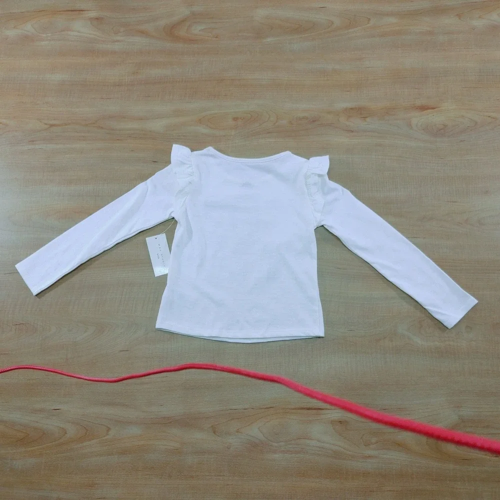 Max Studio Kids Girls White Long Sleeve Graphic T-Shirt Ruffle Shoulder Size 4
